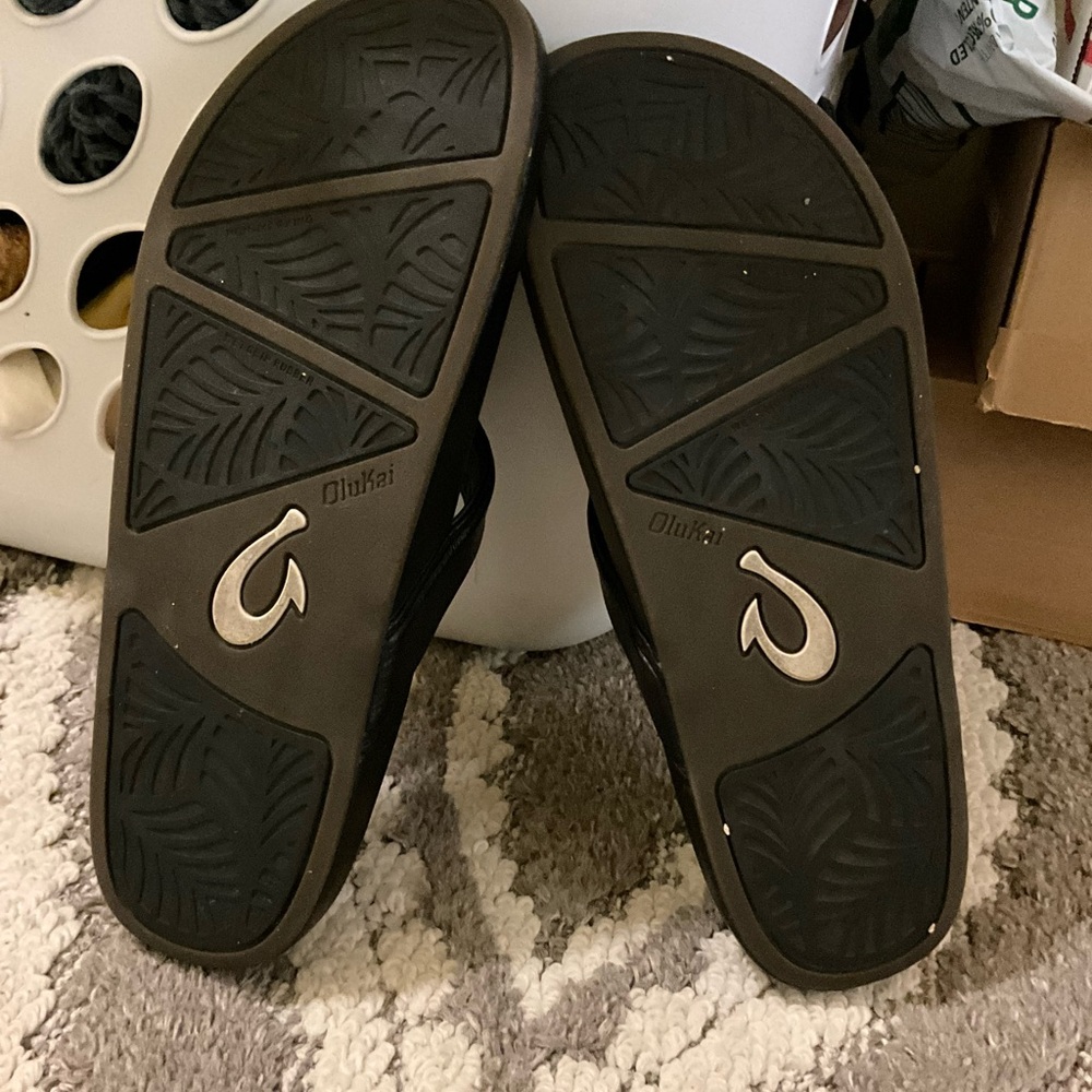 Olukai Kipe‘A Lipi Sandal. Size 8. Lightly worn. - Picture 3 of 5